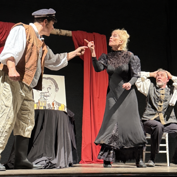 Volles Haus in Grefrath – ein wunderbarer Theaterabend unter freiem Himmel